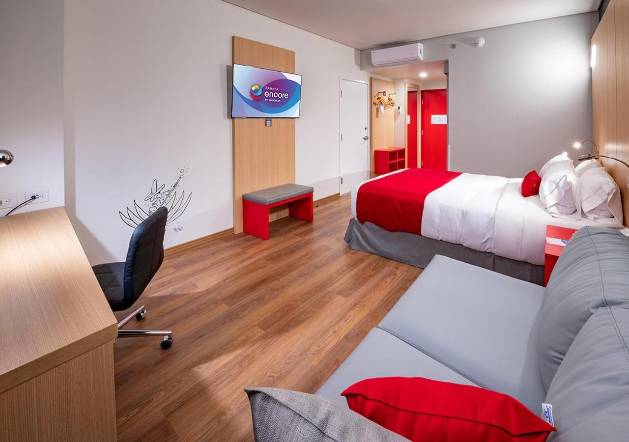 Ramada Encore By Wyndham Guadalajara Aeropuerto Las Pintas Exteriér fotografie