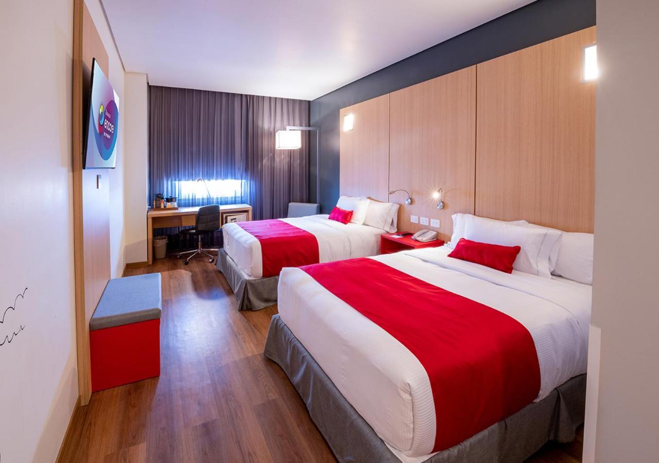 Ramada Encore By Wyndham Guadalajara Aeropuerto Las Pintas Exteriér fotografie